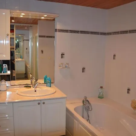 Maison A La Campagne Avec Piscine 12 Pers Holiday home *