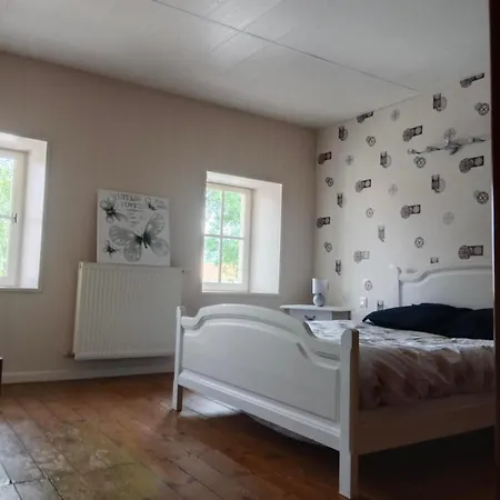 Maison A La Campagne Avec Piscine 12 Pers